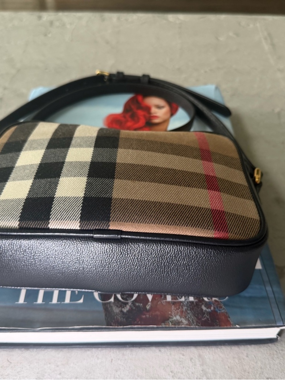 NEW BURBERRY SIGNATURE CHECK CANVAS Black  LEATHER CAMERA BAG CROSSBODY - Picture 5 of 11